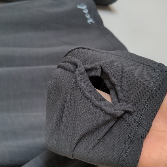 NWOT UVA/UVB blocking rash guard long sleeve top Xcel - Picture 5 of 7